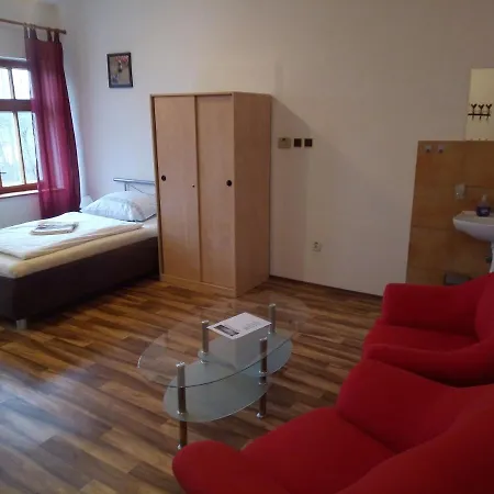 U Nahonu Quarto em Acomodações Particulares